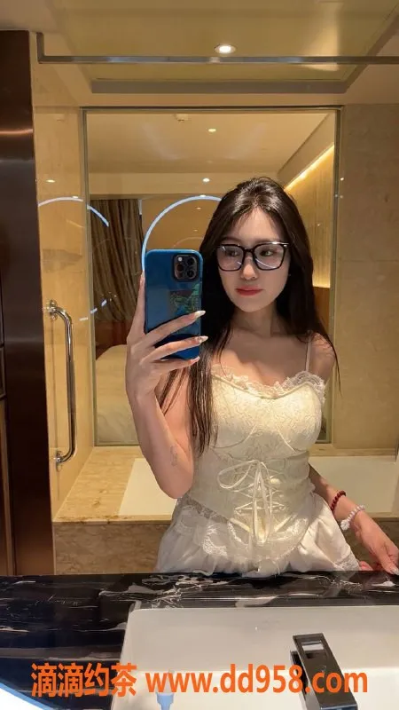 惠州楼凤-金山湖李嘉欣，7p仅需13pp，极致体验等你来