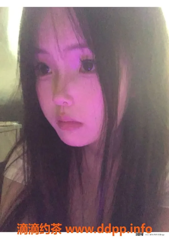 赣州楼凤资源信息,楚楚模特身高164，胸围36C，超值700元全套