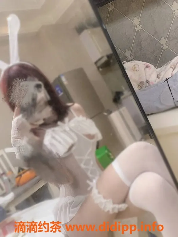 成都楼凤-青羊区嫩妹洋洋，600元50分钟代聊服务