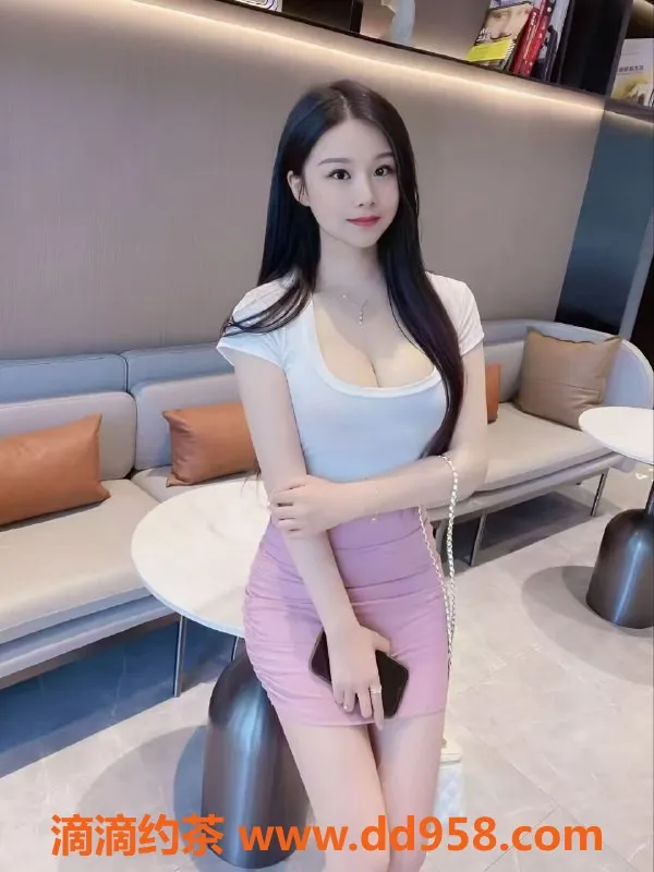 中山楼凤-顺德龙江4位美女服务，300快餐400洗吹