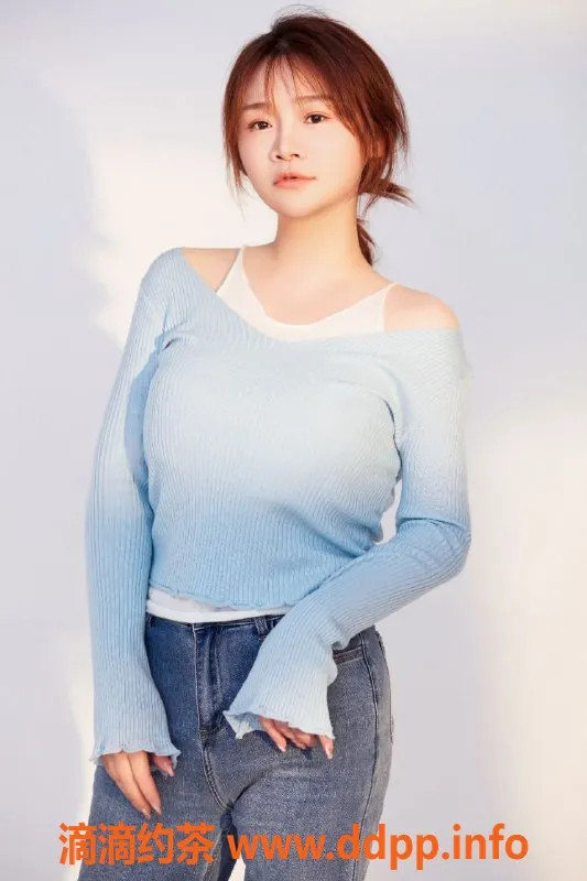 北京楼凤-海淀乐乐，38E大胸莞式服务千元档