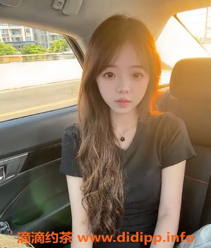 成都楼凤-成华区17岁粉嫩川妹子，70斤A罩杯，服务态度佳