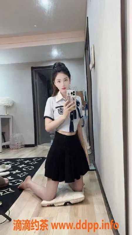 深圳楼凤-宝安馨馨，26岁165cm，400元全套体验