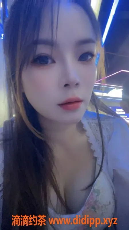 中山楼凤-江门蓬江2位小姐，快餐300，洗吹400