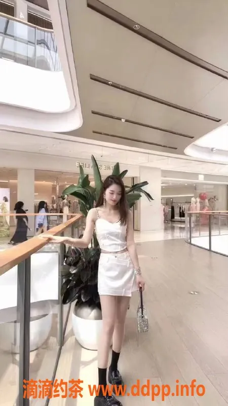 中山楼凤-中山南头3位美女快餐体验