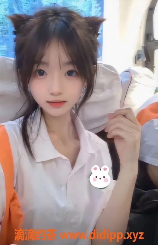 青岛楼凤-聚隆丫丫 小影 160cm 80斤 小萝莉值得一试