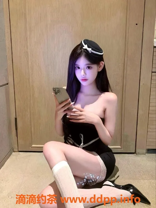 青岛楼凤资源信息,学生妹童童，167cm C罩杯，06年生高端服务