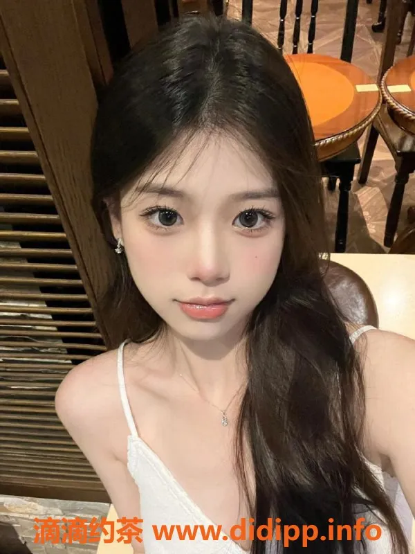 广州楼凤-广州白云21岁楚漫，初体验超赞！