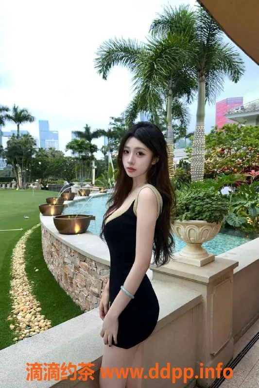 广州楼凤-广州荔湾大二学妹奕瑾，气质佳身材好