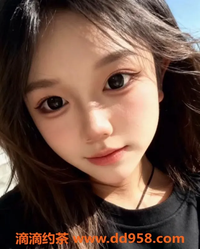 珠海楼凤-拱北晨晨，162cm身高，清纯诱惑