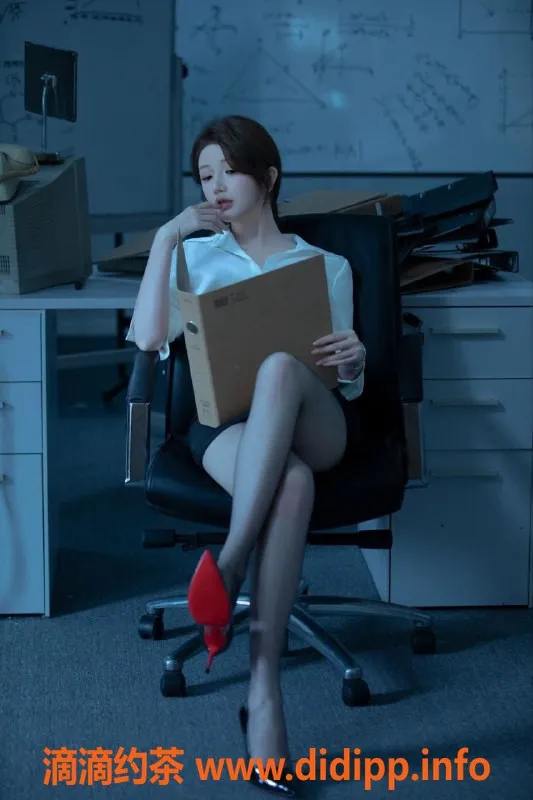 青岛楼凤-聚隆高端 妖妖170cm E罩杯新鲜好评