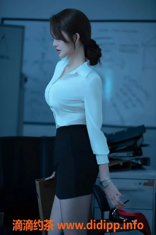 青岛楼凤-聚隆高端 妖妖170cm E罩杯新鲜好评