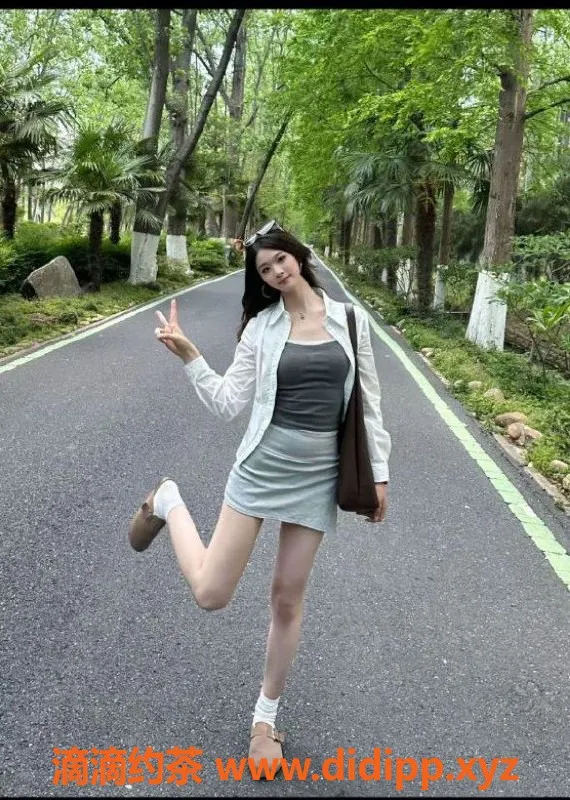 中山楼凤-中山三乡性价比高美女服务，350元起