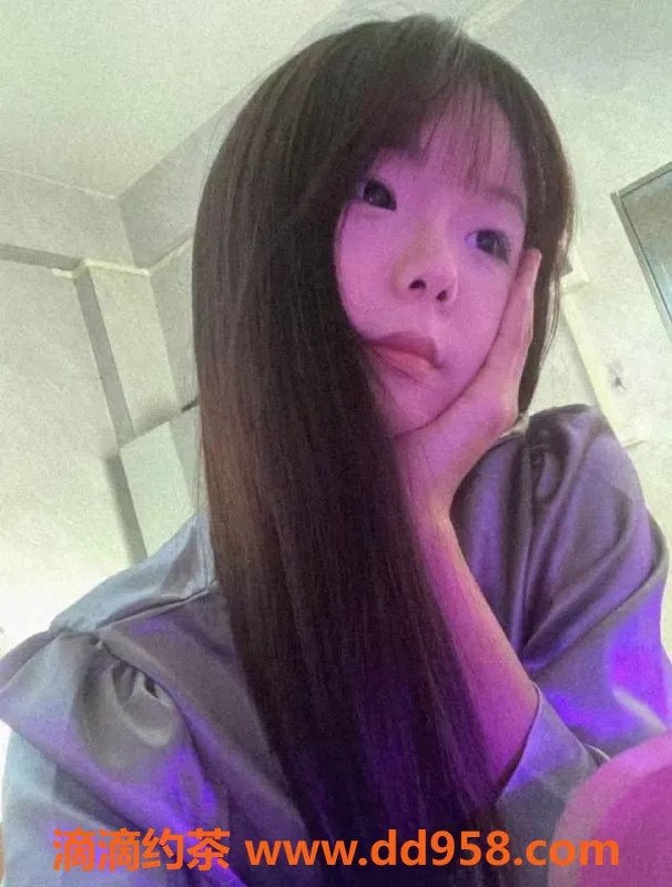 中山楼凤-外海洗吹做，三位小姐优惠体验