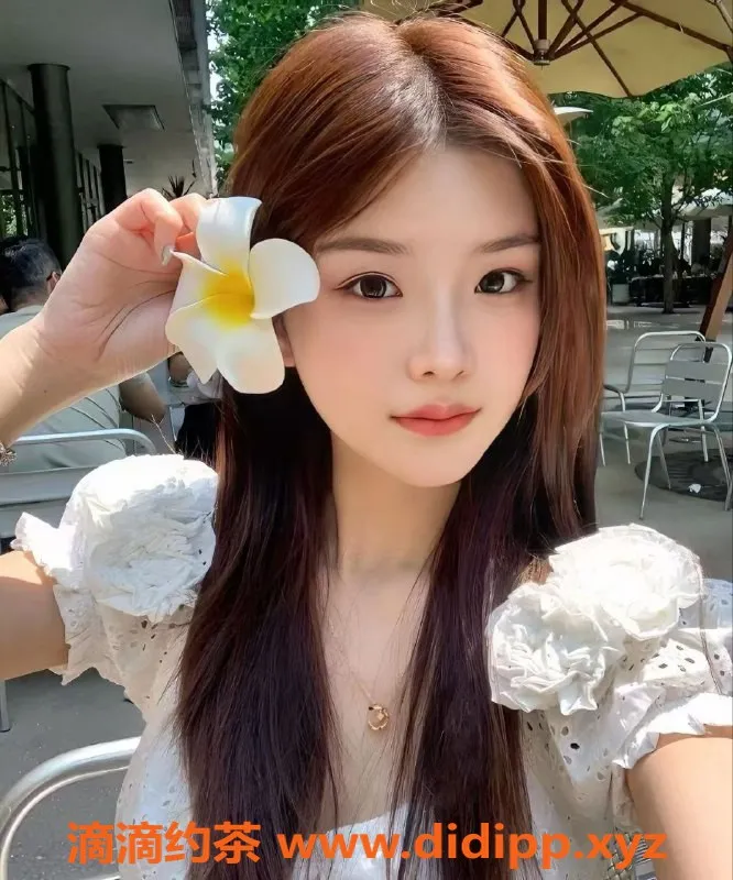 中山楼凤-江门江海4位美丽小姐，300元快餐，400元洗吹做