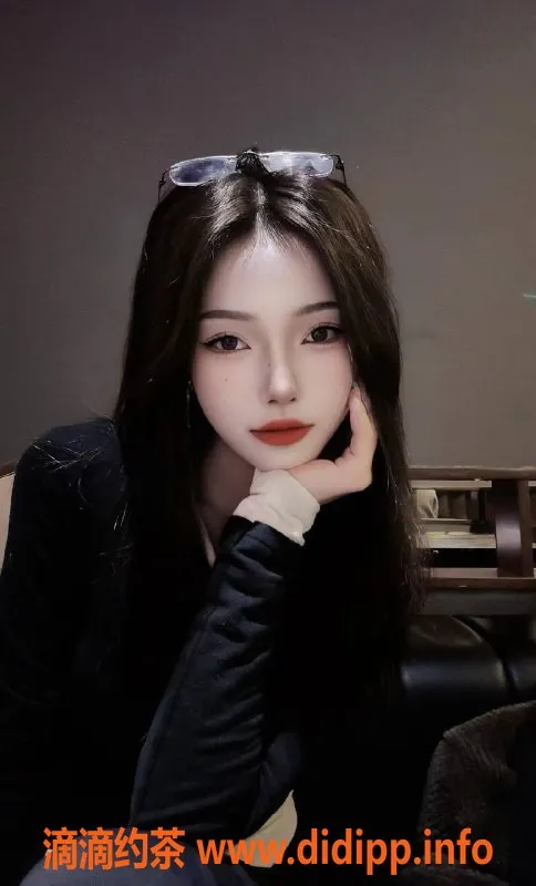 深圳楼凤-深圳龙岗24岁小姐姐，160b 40kg，1500起价