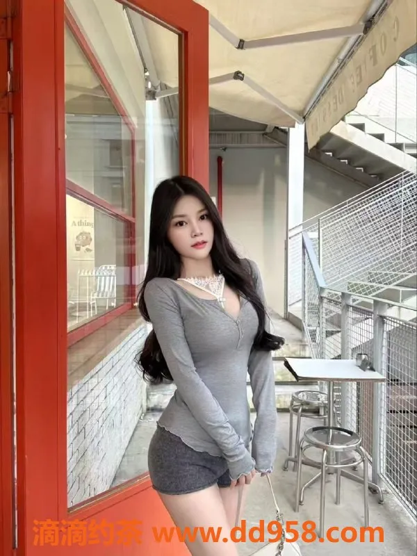 中山楼凤-中山小榄三位美女，350快餐优惠等你来享