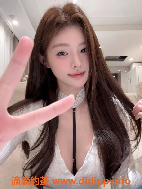 乌鲁木齐楼凤-高素质伴侣，172cm白肤嫩模