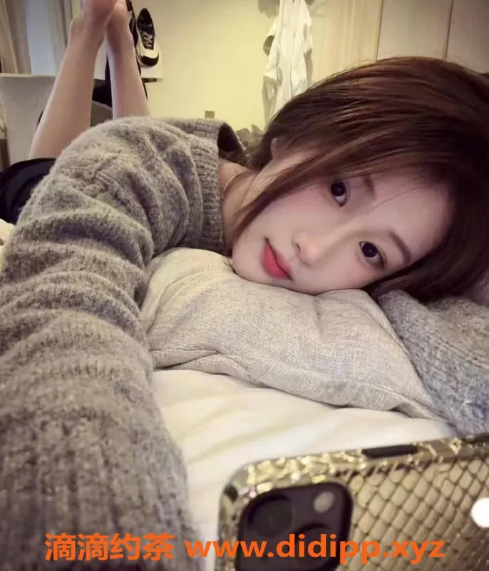 杭州楼凤-萧山区雨晴，700元陪浴，粉嫩小妹