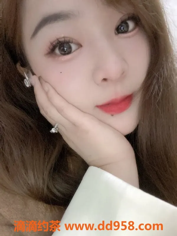 昆明楼凤-玉溪梦梦，600元体验冰火两重天