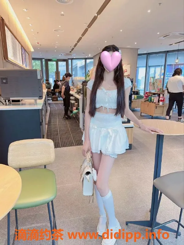 成都楼凤资源信息,成都嫩妹婉欣，19岁160cm，仅500享受超值服务