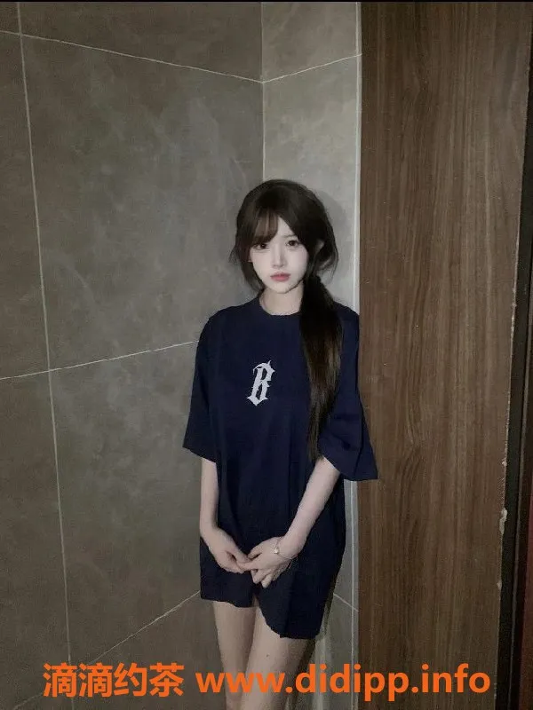 常州楼凤-武进万达茜茜，180大长腿，1000起步