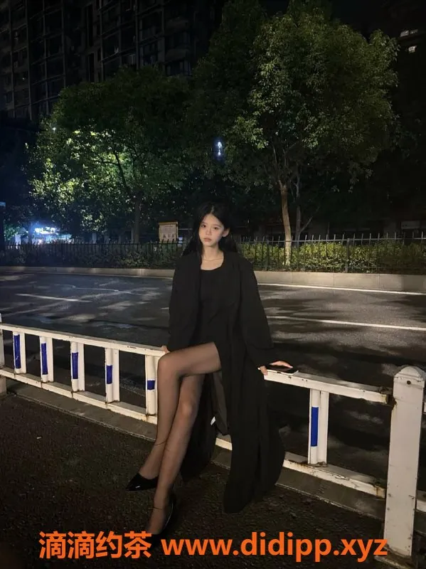 台州楼凤-金华来来，170cm B+围，600元起享受服务