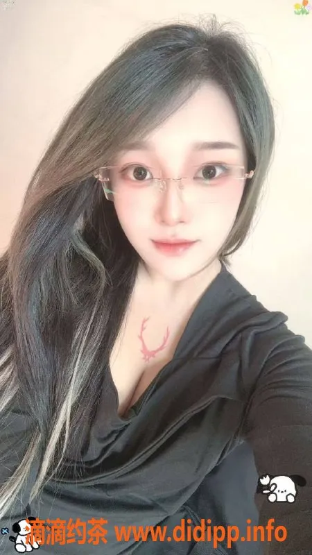 北京楼凤-山东“小萝卜”老师，25岁162-C巨骚魅力