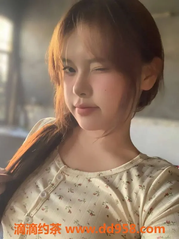 成都楼凤-武侯区嫩妹韩涵，态度超好的5P服务