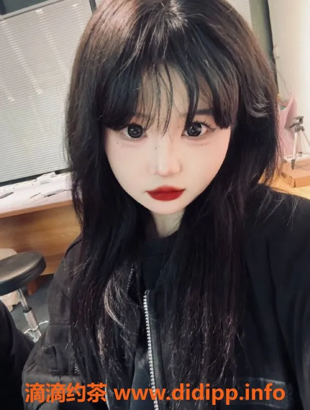 西安上门服务资源信息,西安19岁嫩妹“骨头”上门服务，价格600起