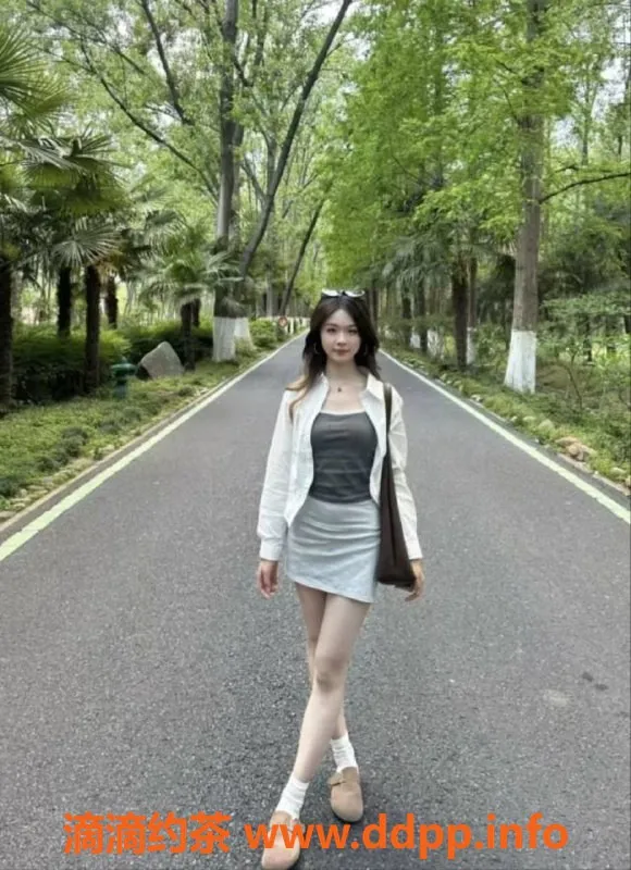 中山楼凤-中山沙溪2位妹子，快餐350元，洗吹450元