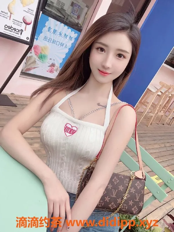 中山楼凤-中山坦洲优质服务，450洗吹650全套