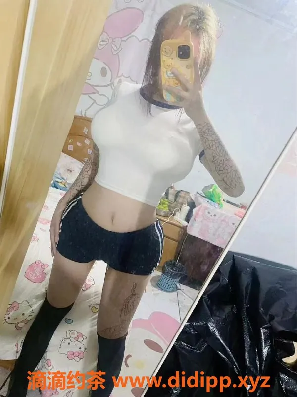 成都楼凤-17岁滴滴，163公分，105斤巨乳陪享服务