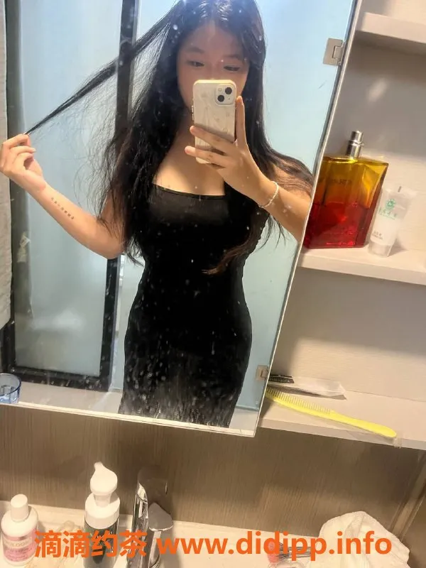 杭州楼凤-拱墅区雪宝，800元享受魅力服务