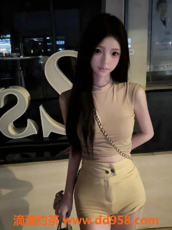 杭州楼凤-拱墅区欢欢，18岁166cm，45分钟只需11米