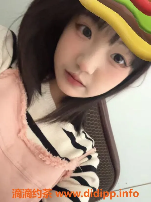 成都楼凤-成都丫丫16岁小巧妹，700元体验服务