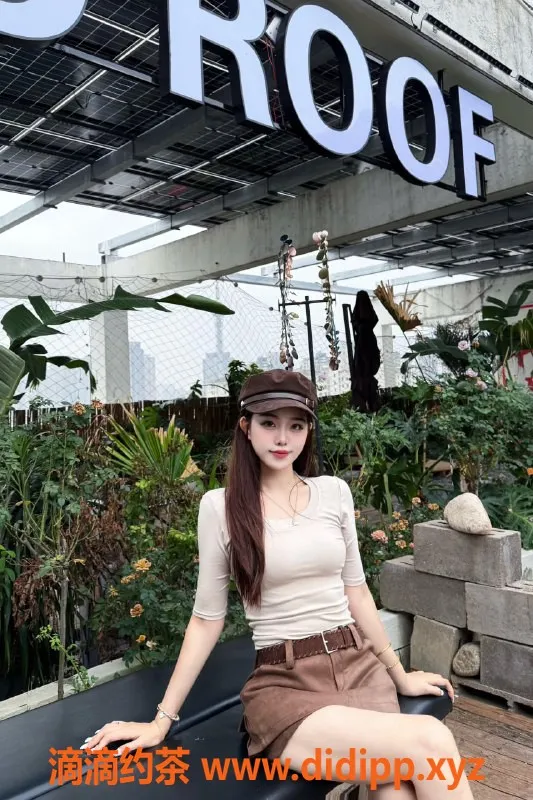 无锡楼凤-滨湖区小莉，1100元舌吻服务，体验极致亲密