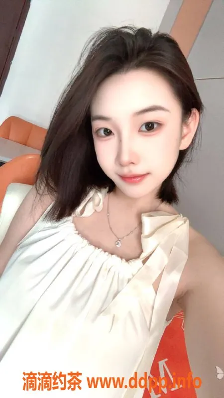 北京楼凤-丰台瑶汐，温柔懂事的纯天然小姐姐