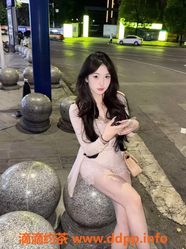 中山楼凤资源信息,西区2位小姐欢迎体验，350快餐450洗吹做