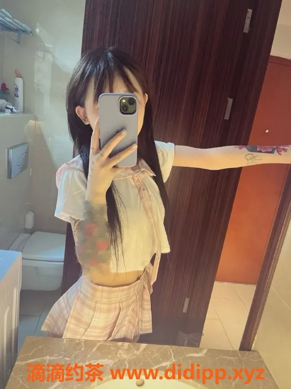 常州楼凤-武进睡不醒18岁嫩妹，身高160，课费700/p