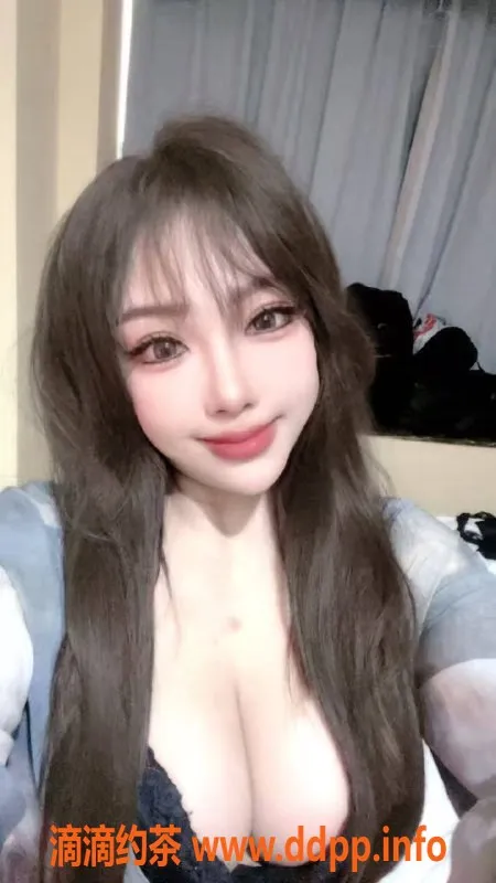 中山楼凤-蓬江大波美女，300快餐服务超值体验