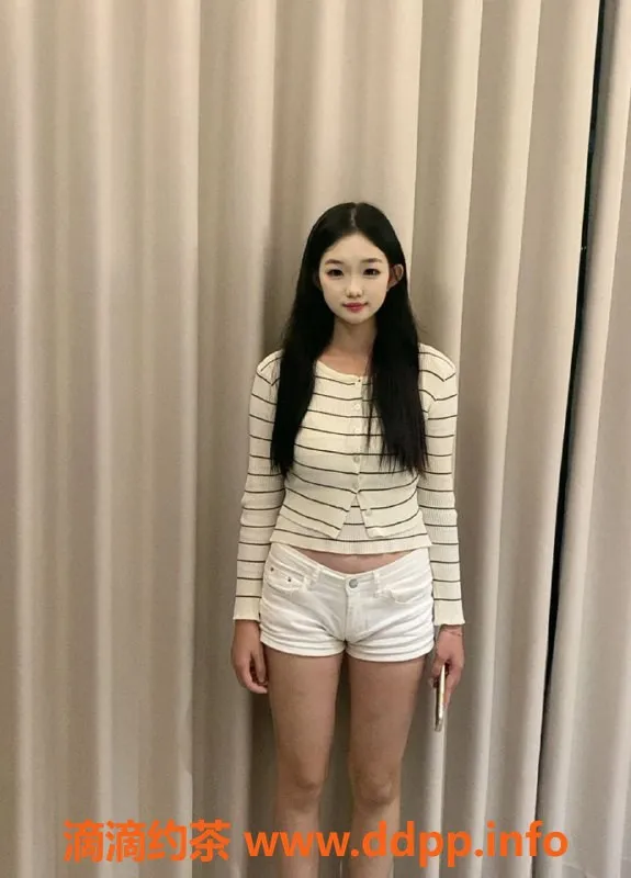 惠州楼凤-惠阳嫩妞儿，18岁，轻盈45kg，600元体验