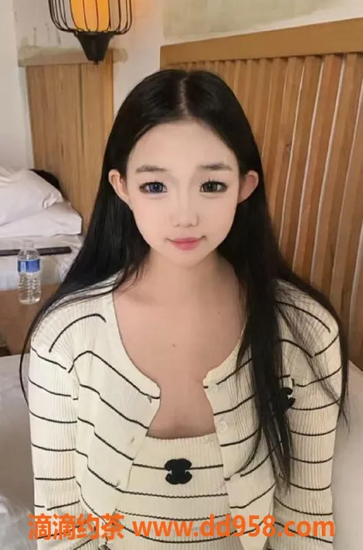 惠州楼凤资源信息,惠阳嫩妞儿，18岁，轻盈45kg，600元体验