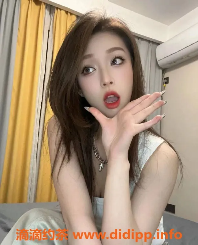 重庆楼凤资源信息,龙湖佰乐街思琪，21岁165cm，46kg，B罩杯等你来享受！