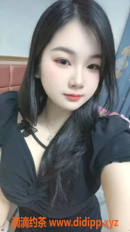 中山楼凤-中山东凤两位00后美女，300快餐超值体验