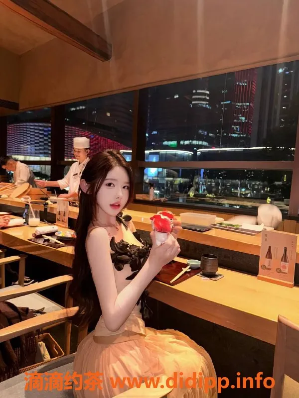 深圳楼凤-龙华美羊，2000元/次，性价比超高