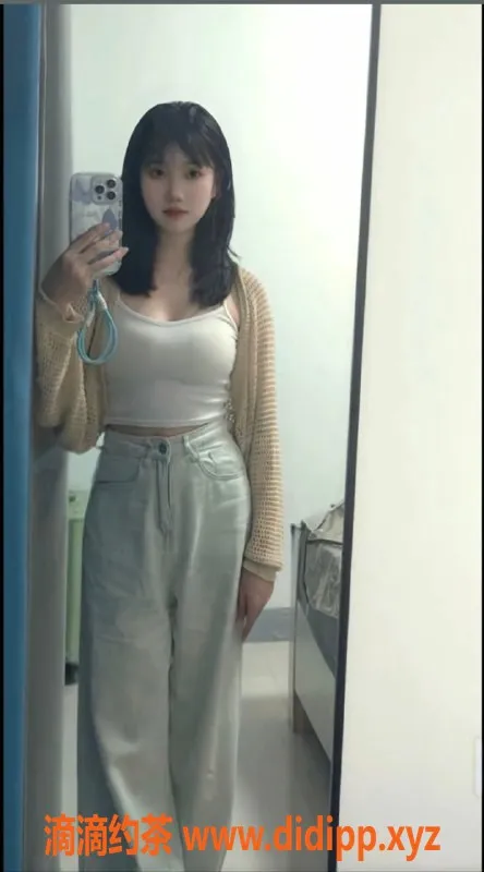 中山楼凤-顺德大良5位00后美女，洗吹做仅400元