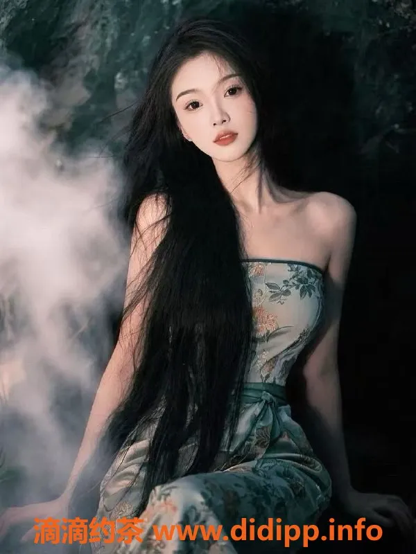 常州楼凤-新北舞蹈生，166cm，95斤，B+胸围，陪浴服务