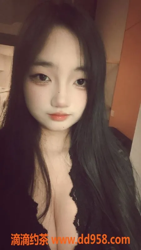 成都楼凤-成华区19岁湖南妹子，身高165，微胖型