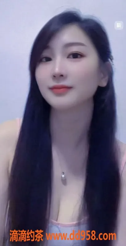 中山楼凤-中山古镇00后小姐，300快餐服务体验